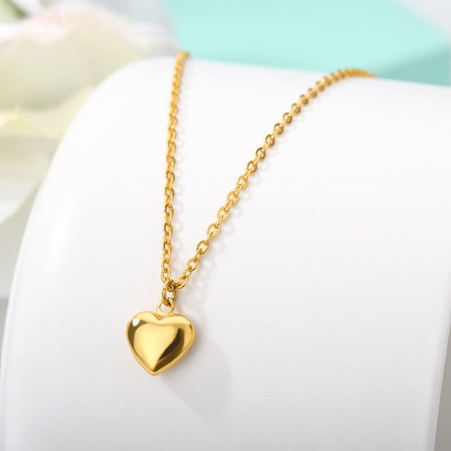 golden heart pendant